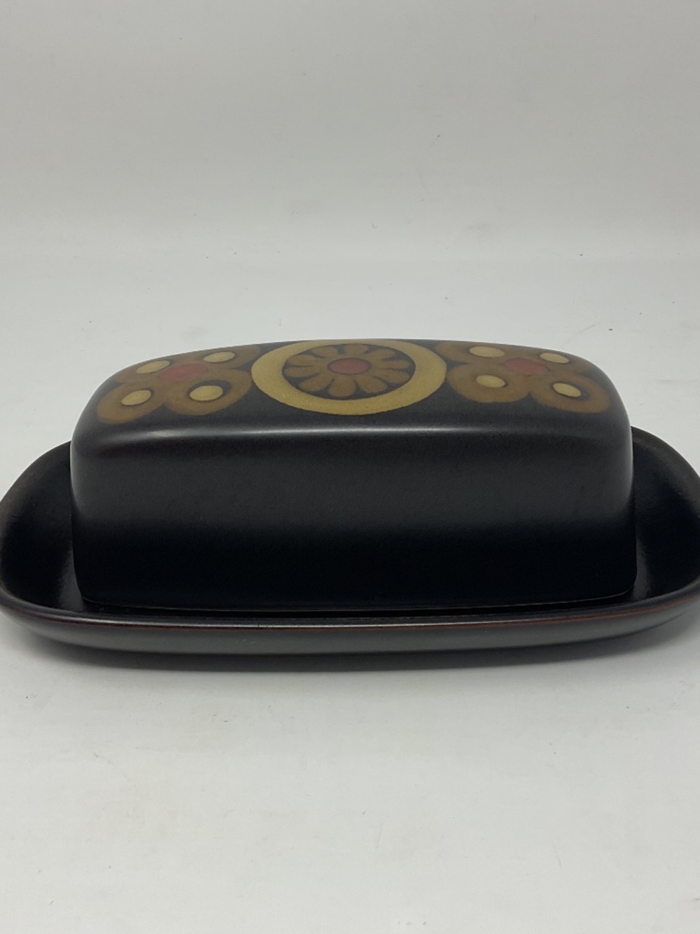 Denby Arabesque (retired) Stoneware Covered Butter Dish